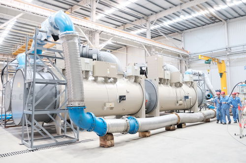 全球單體冷量最大空調(diào)機(jī)組在漢交付，一臺設(shè)備可同時(shí)為10家中型商場供冷